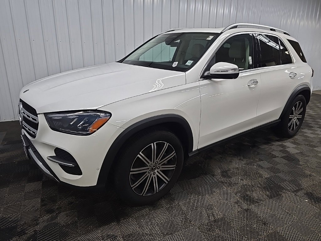 Used 2024 Mercedes-Benz GLE 350 4MATIC w/ 3rd Row Seat Package image 8