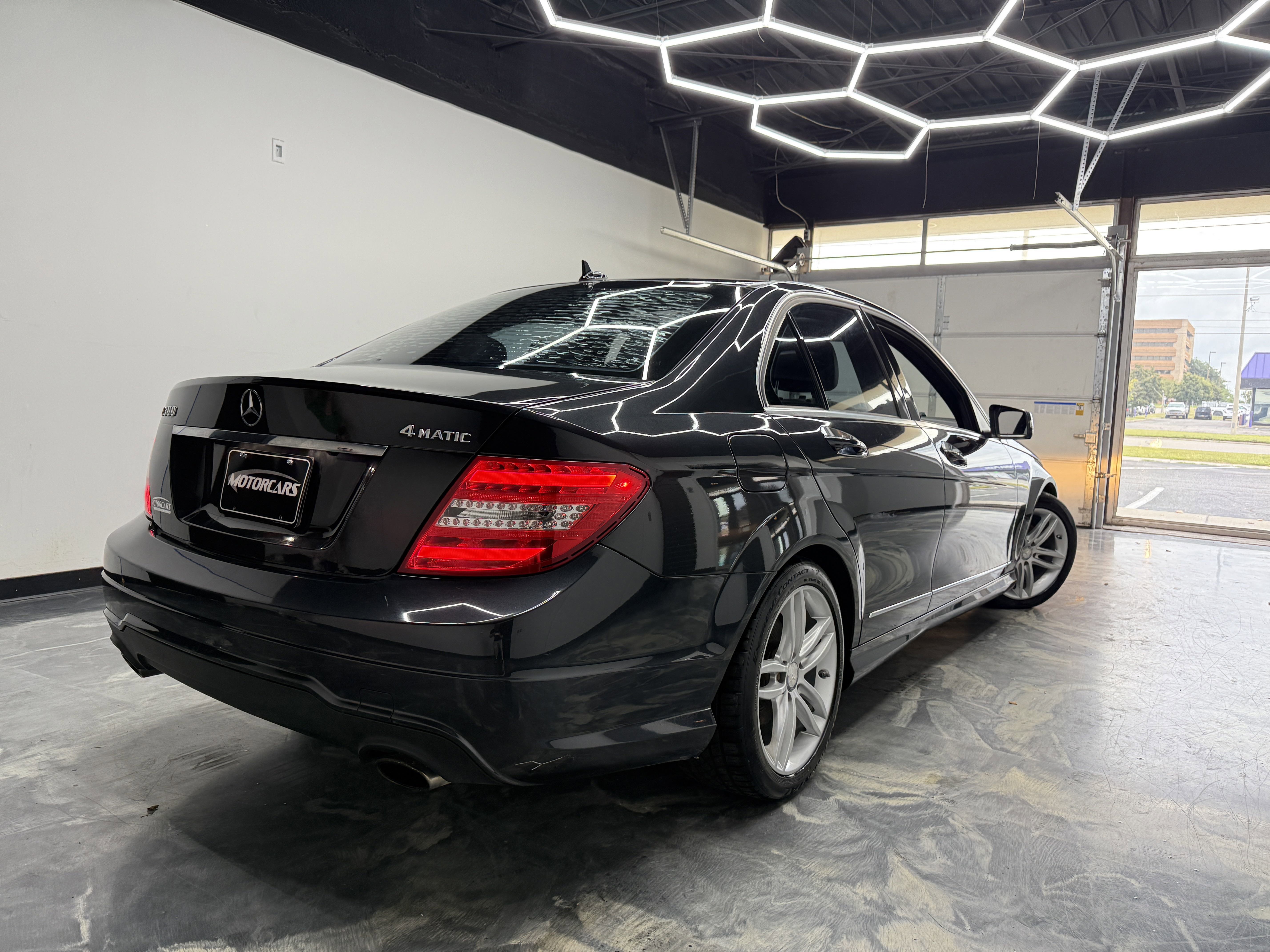 Used 2012 Mercedes-Benz C 300 4MATIC Sedan image 5