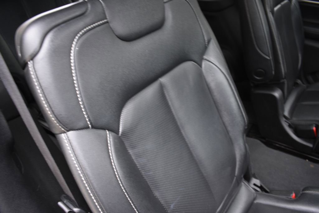 Used 2024 Jeep Grand Cherokee L Limited w/ Luxury Tech Group II AWD/4WD image 30