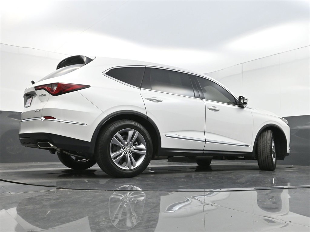 Used 2023 Acura MDX SH-AWD image 36