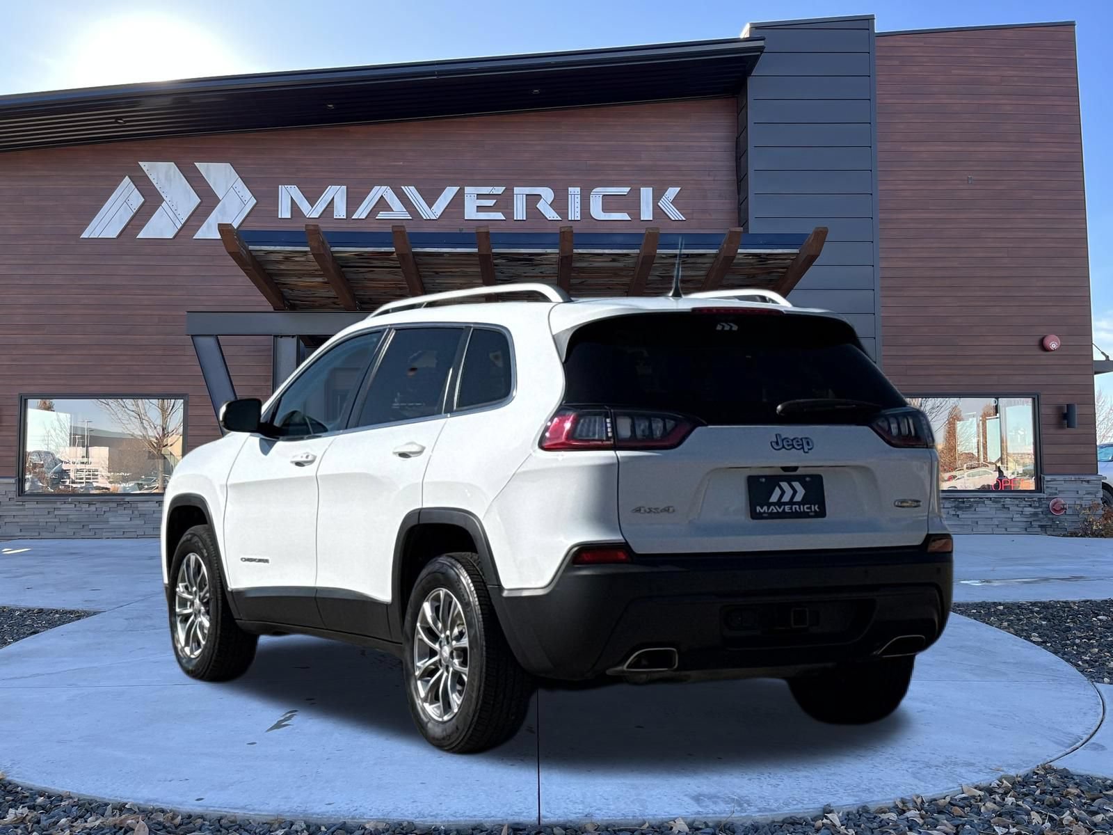 Used 2021 Jeep Cherokee Latitude Lux w/ Comfort/Convenience Group AWD/4WD image 6