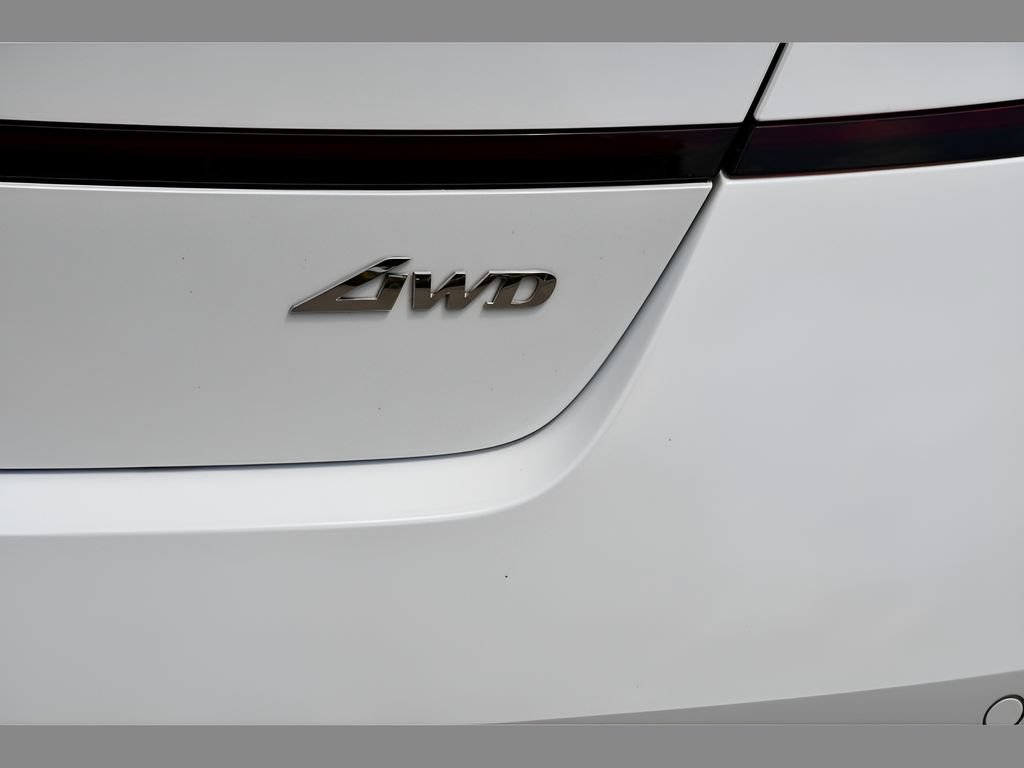 Used 2025 Genesis G90 3.5T AWD/4WD image 30
