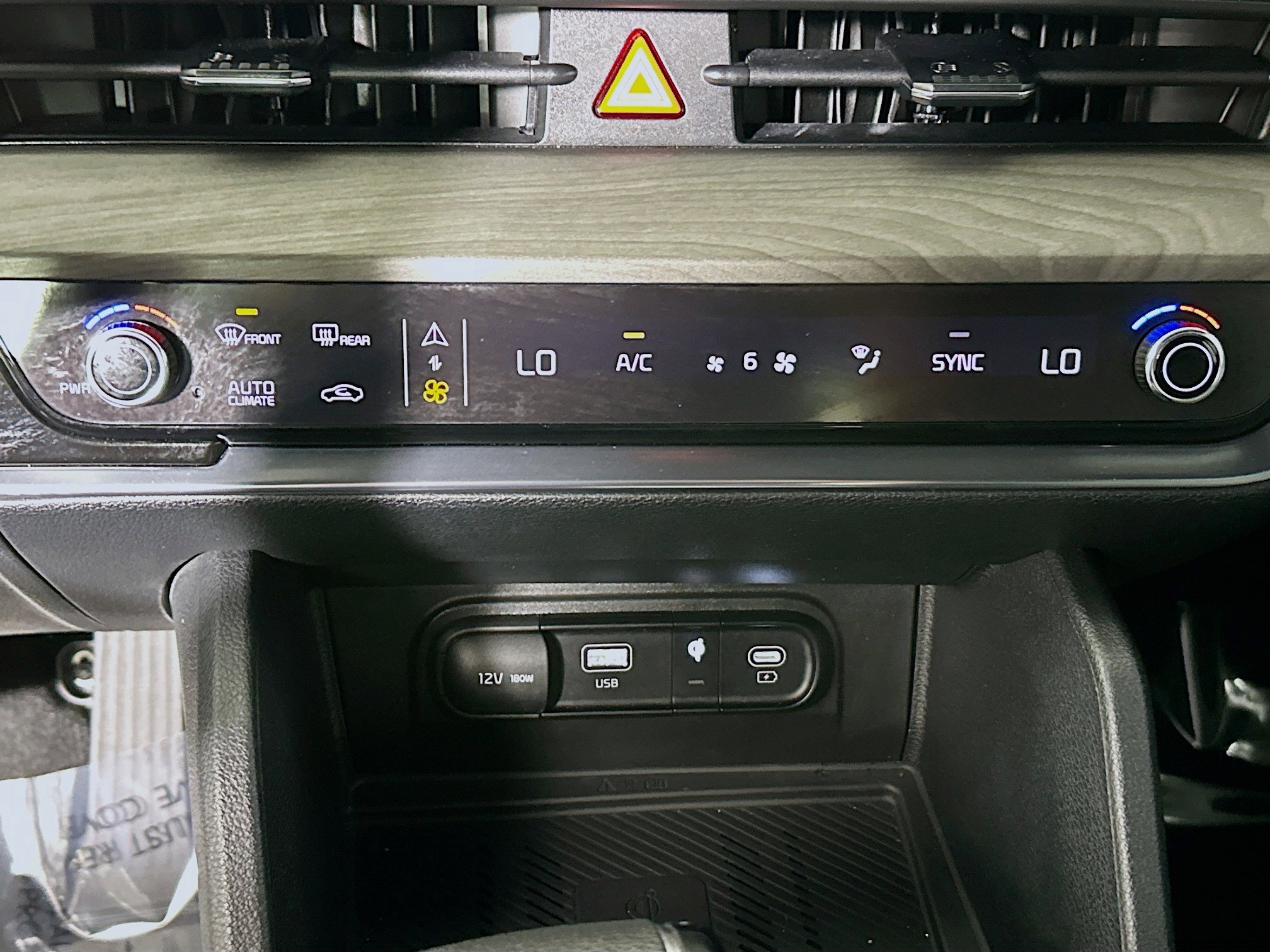 Used 2023 Kia Sportage X-Line w/ X-Line Premium Package image 23