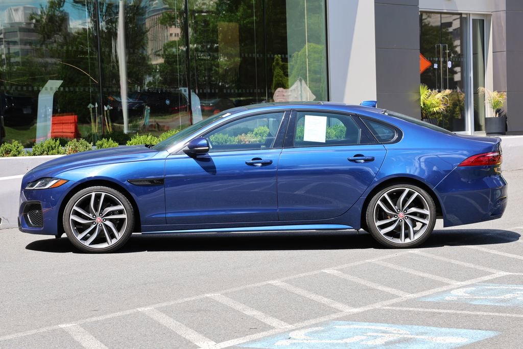 Used 2022 Jaguar XF R-Dynamic SE AWD/4WD image 2
