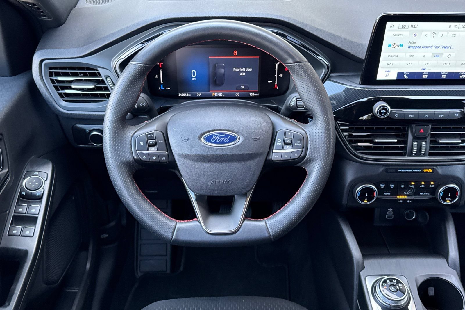Used 2025 Ford Escape ST-Line FWD image 15