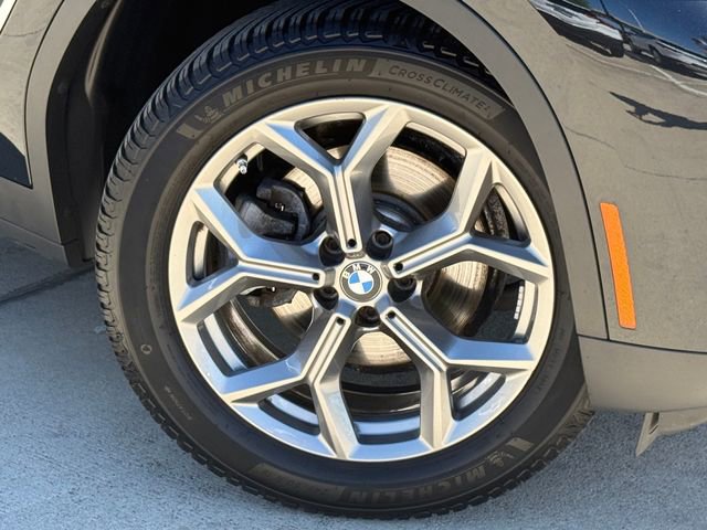 Used 2022 BMW X3 xDrive30i w/ Premium Package 2 image 2