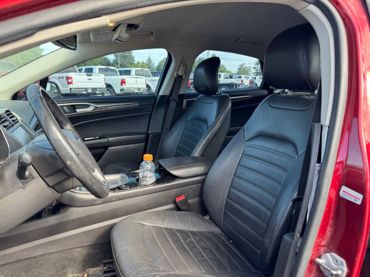 Used 2014 Ford Fusion SE w/ Equipment Group 202A FWD image 10