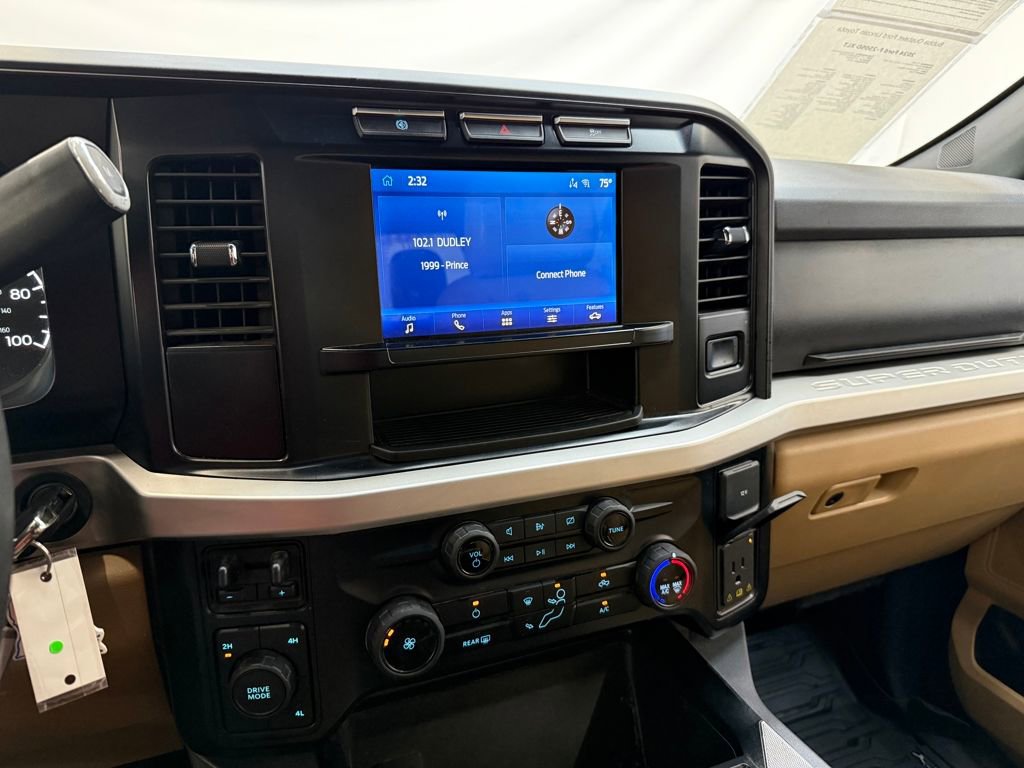 Used 2024 Ford F250 XLT image 14