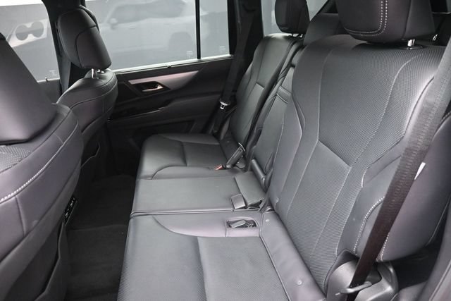 Used 2023 Lexus LX 600 F Sport w/ Accessory Package (Z1) AWD/4WD image 22