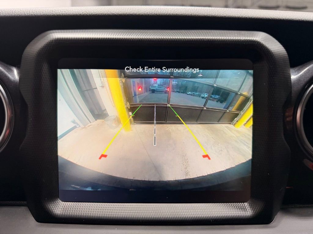 Used 2023 Jeep Wrangler Unlimited Sahara image 49