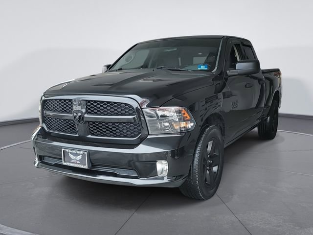 Used 2016 RAM 1500 Express w/ Black Ram 1500 Express Group image 3
