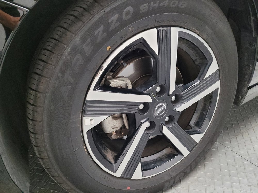 Used 2024 Nissan Sentra SV image 31