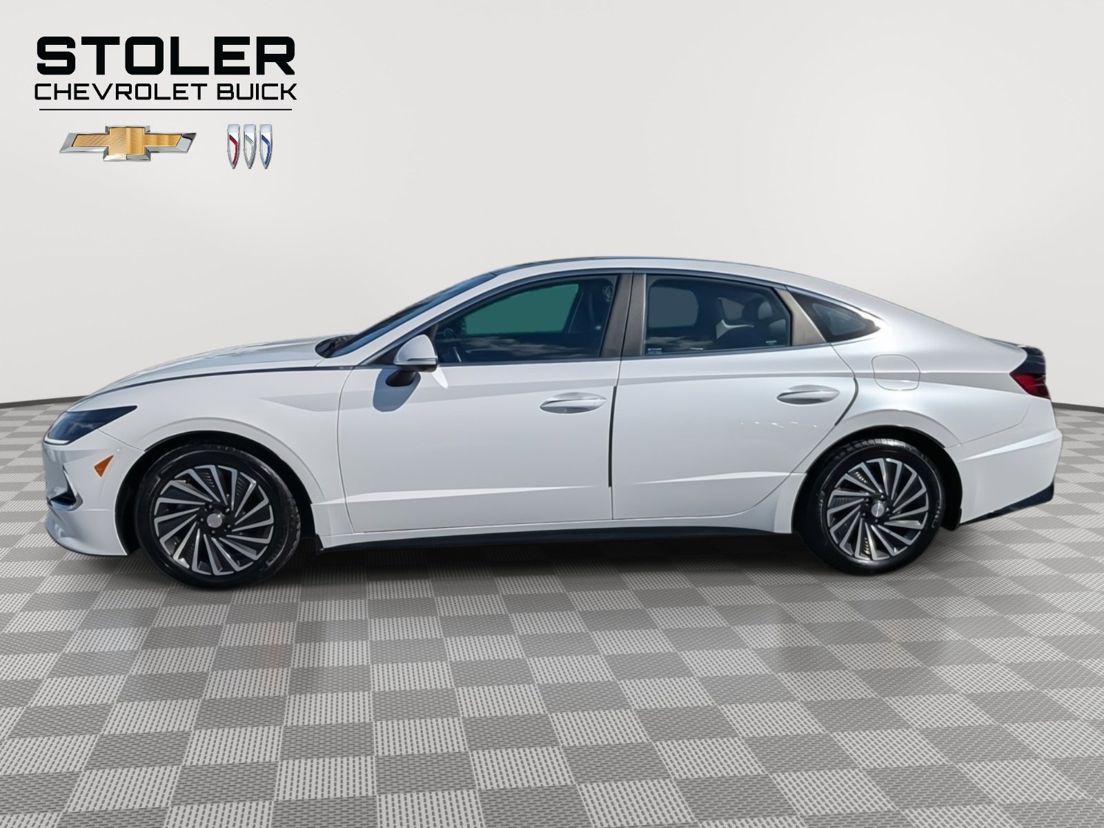 Used 2021 Hyundai Sonata Limited image 2