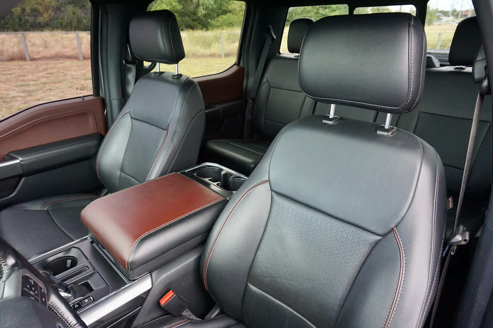 Used 2022 Ford F150 Lariat w/ Max Trailer Tow Package AWD/4WD image 26