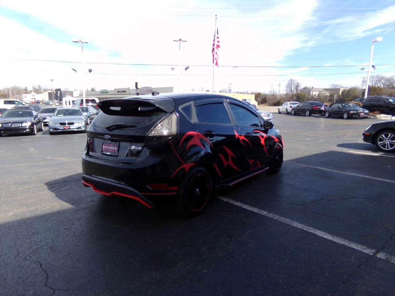 Used 2019 Ford Fiesta SE w/ Equipment Group 201A image 6