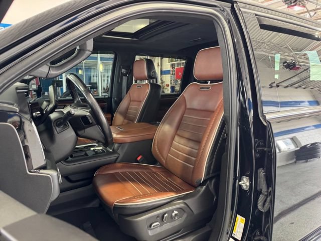 Used 2024 GMC Sierra 2500 Denali Ultimate AWD/4WD image 26