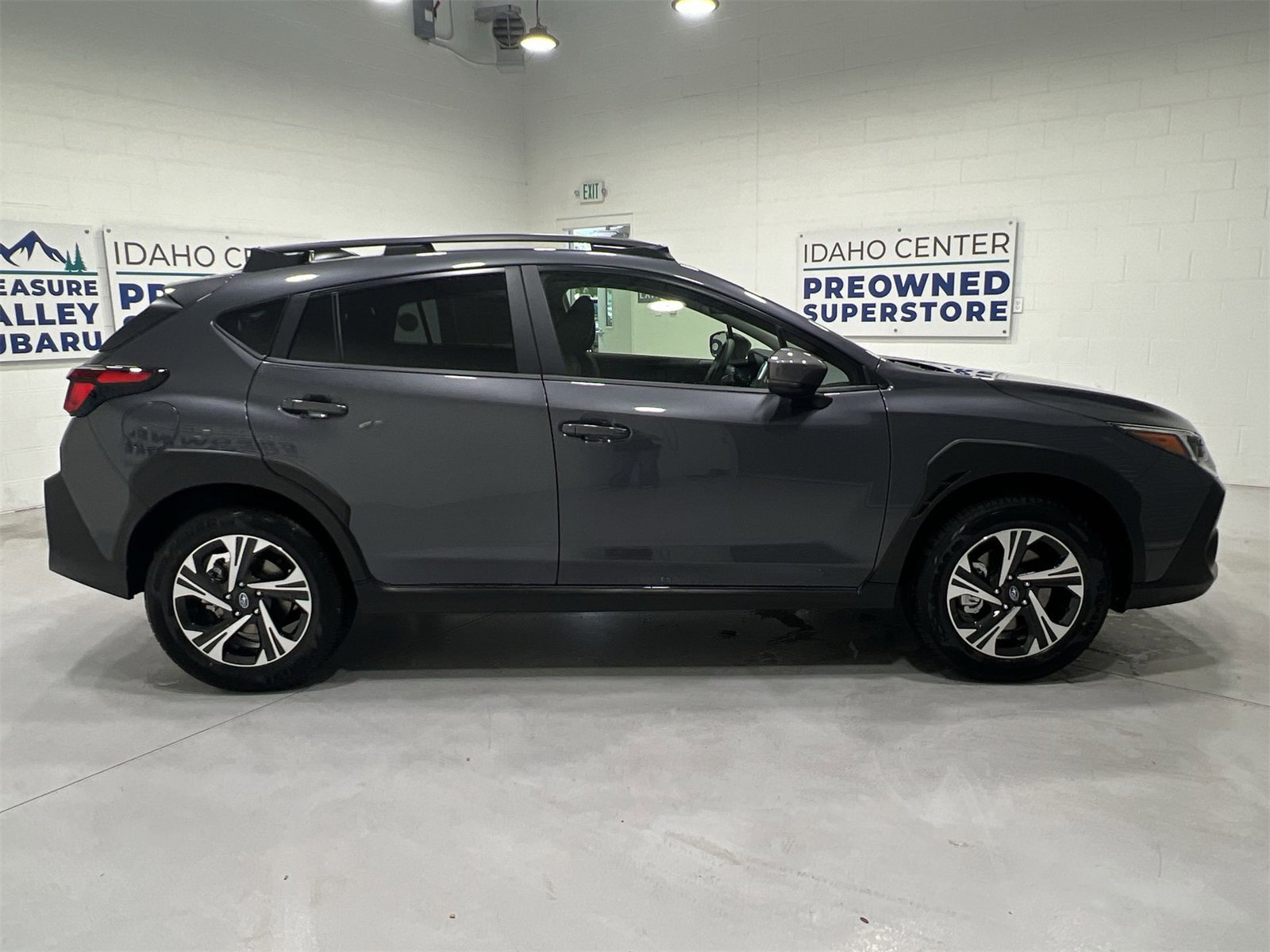 New 2025 Subaru Crosstrek 2.0i Premium image 9