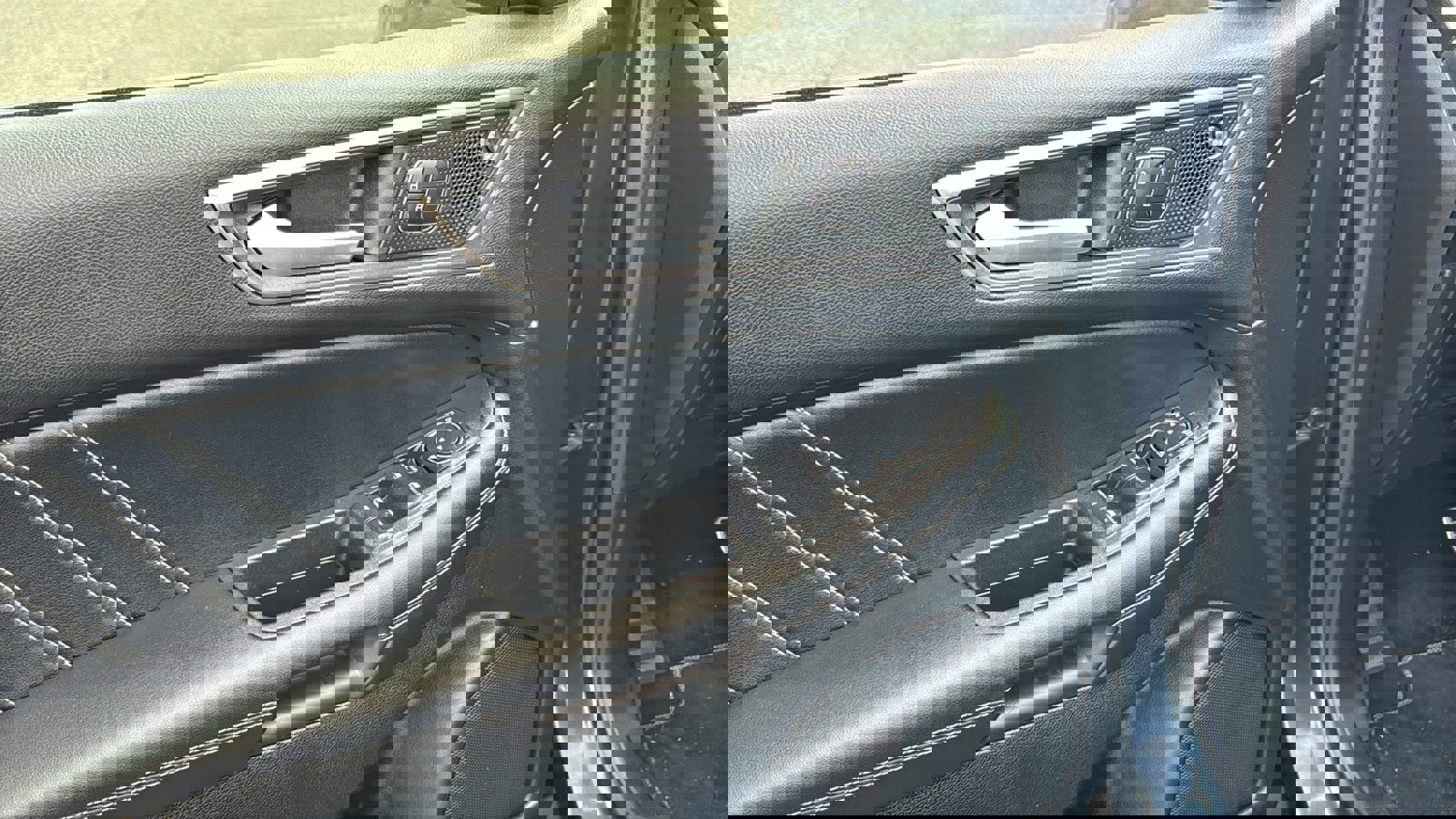 Certified 2022 Ford Edge ST image 17