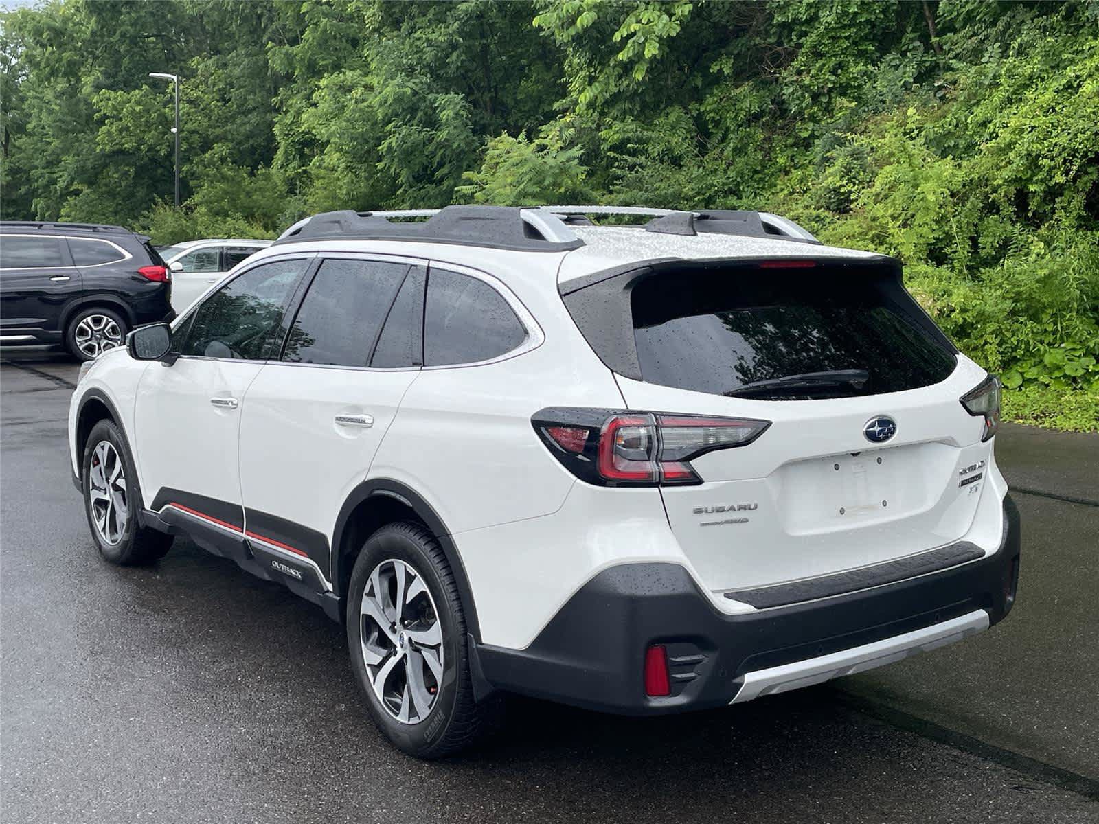Used 2020 Subaru Outback Touring XT AWD/4WD image 3