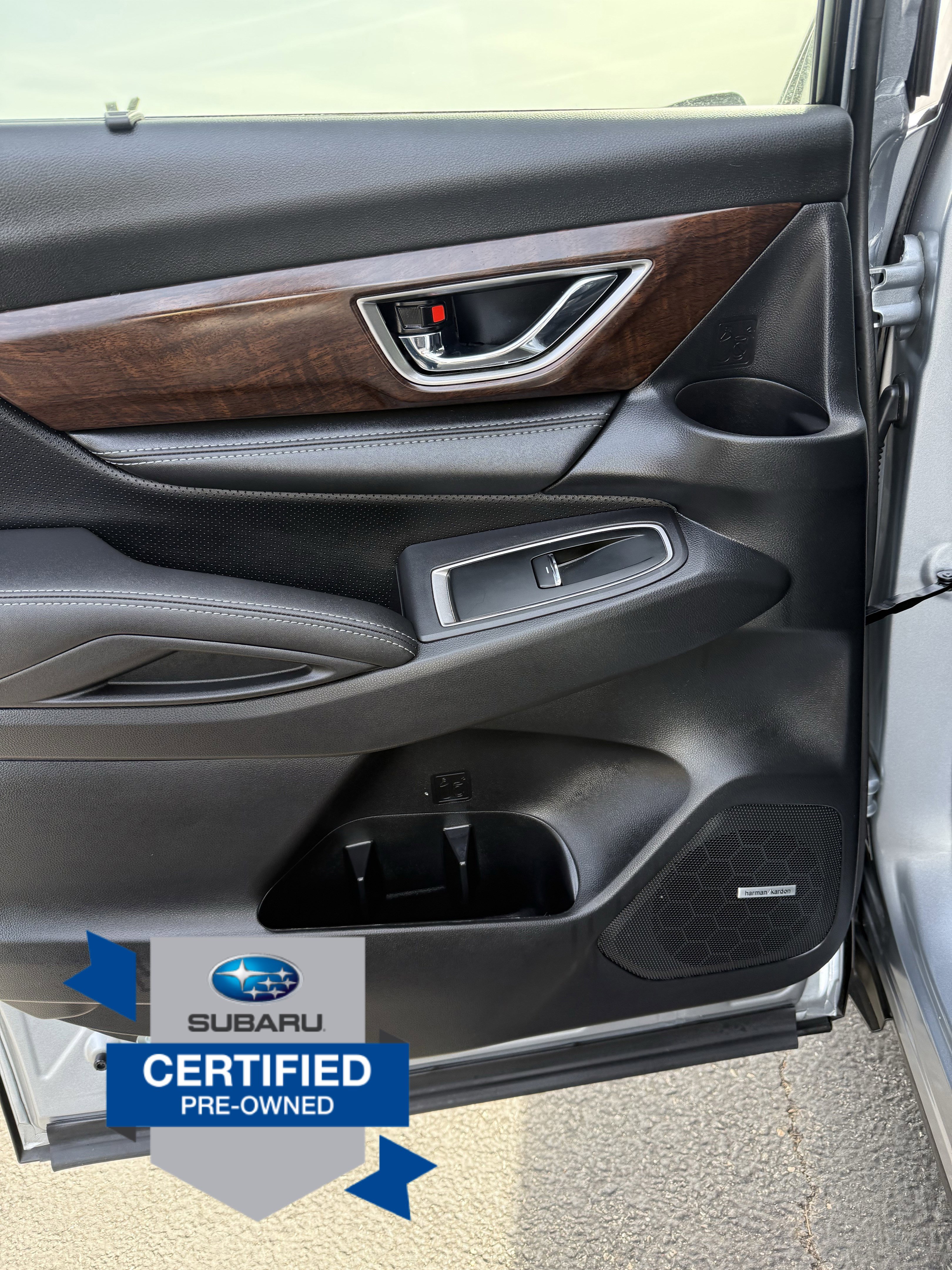 Used 2025 Subaru Ascent Touring w/ Popular Package #2 AWD/4WD image 13