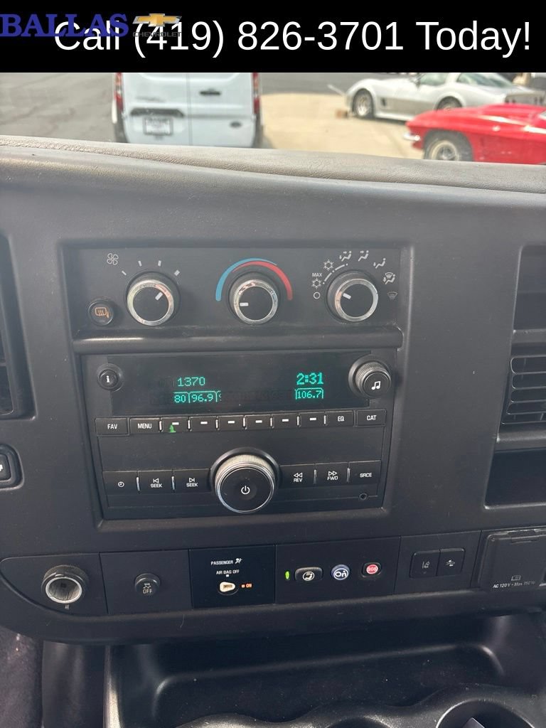Used 2019 Chevrolet Express 3500 LT w/ LT Preferred Equipment Group RWD image 13