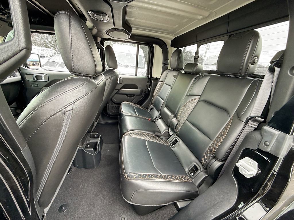 Used 2021 Jeep Gladiator Overland image 26