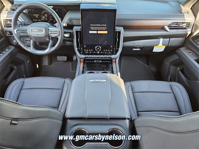 New 2025 GMC Yukon Denali w/ Sun & Power Step Package image 8