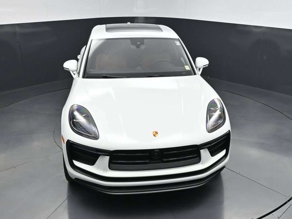 New 2026 Porsche Macan AWD/4WD image 23