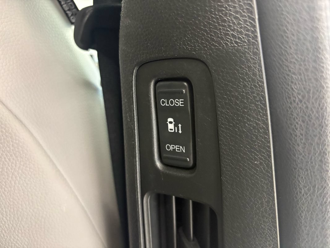 Used 2019 Honda Odyssey EX-L image 27