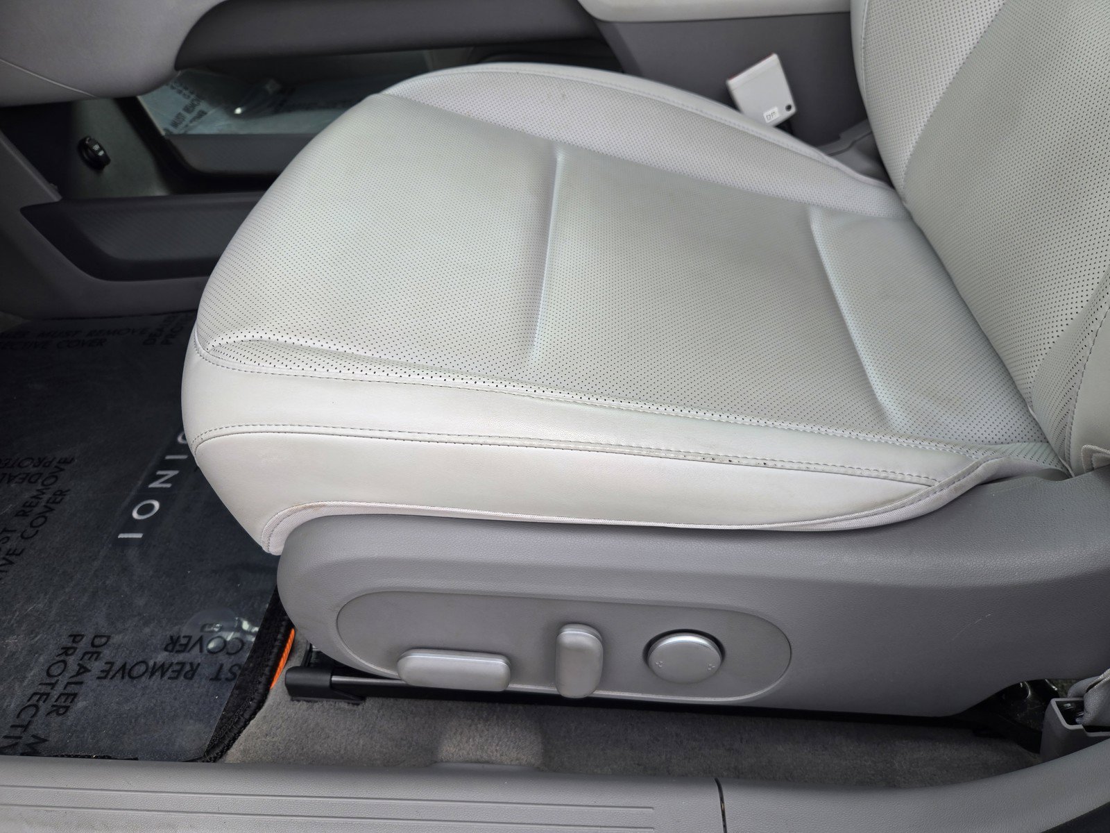 Used 2023 Hyundai Ioniq 6 SEL RWD image 15
