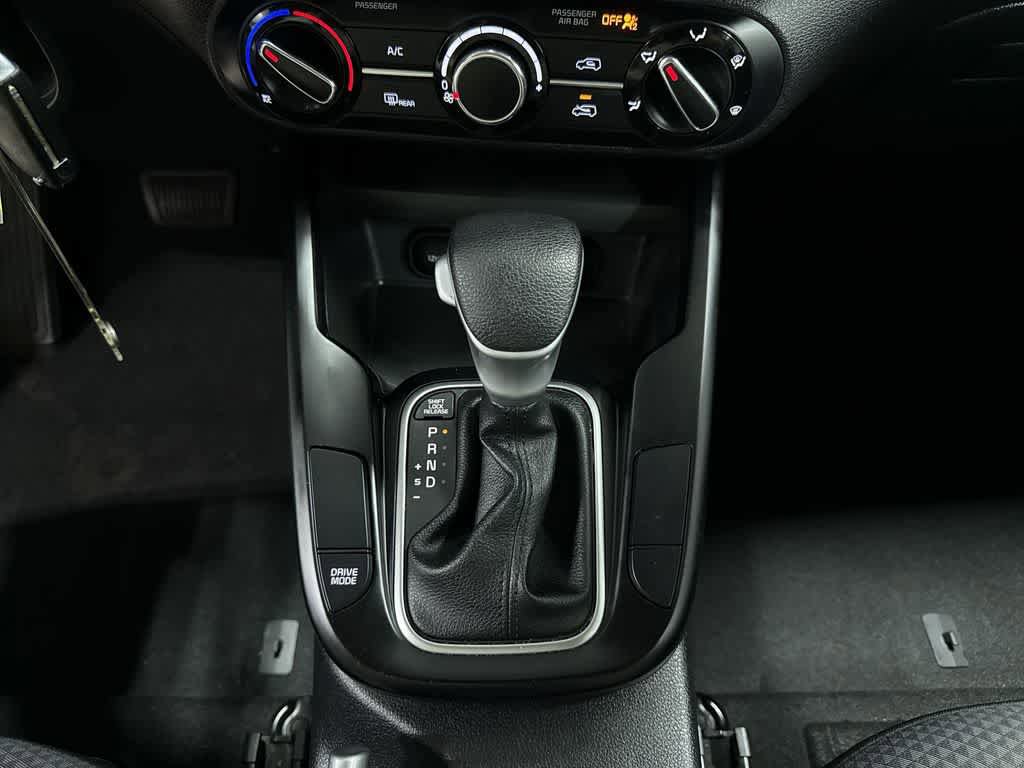 Used 2023 Kia Soul LX w/ LX Technology Package image 28