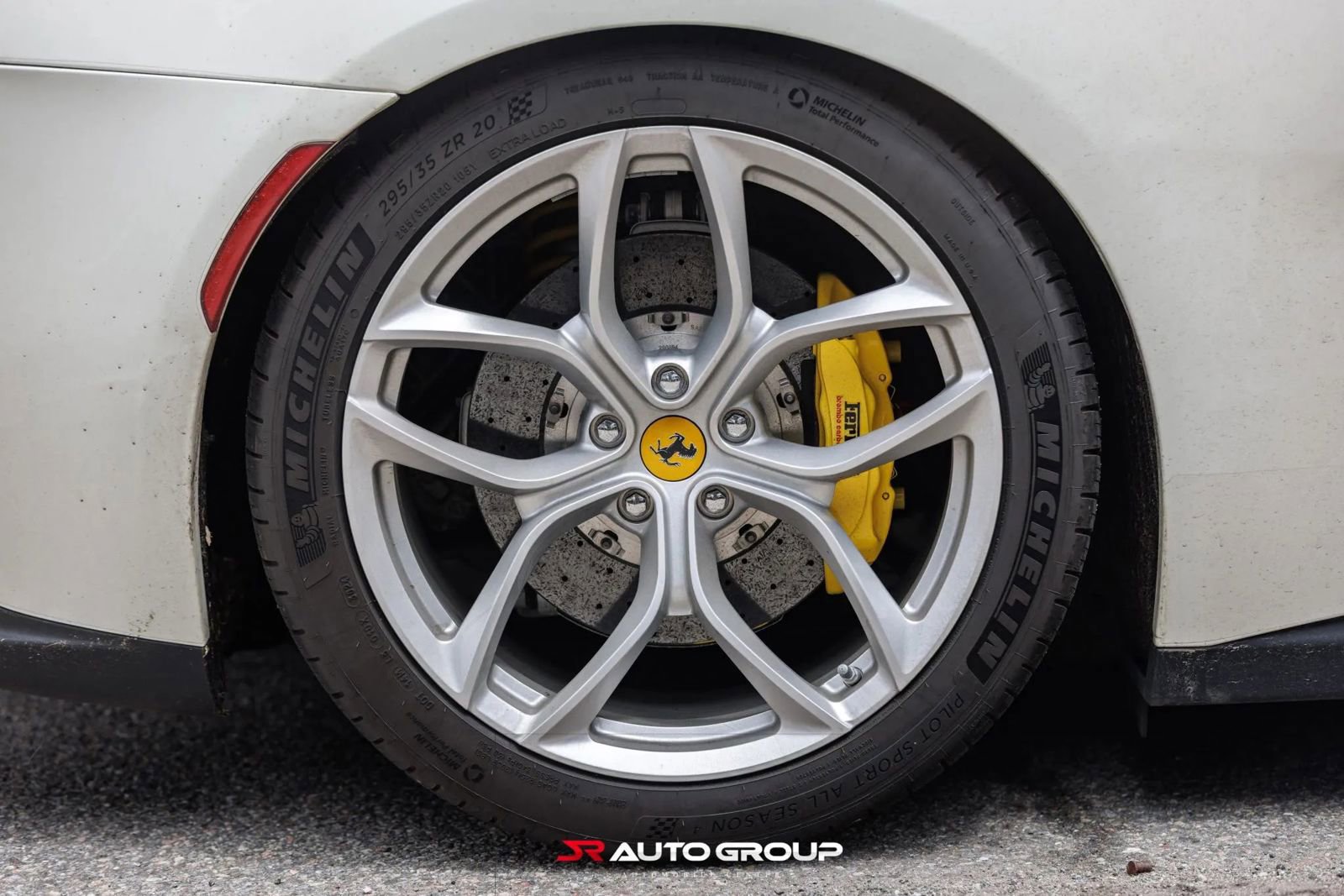 Used 2018 Ferrari GTC4Lusso T RWD image 7