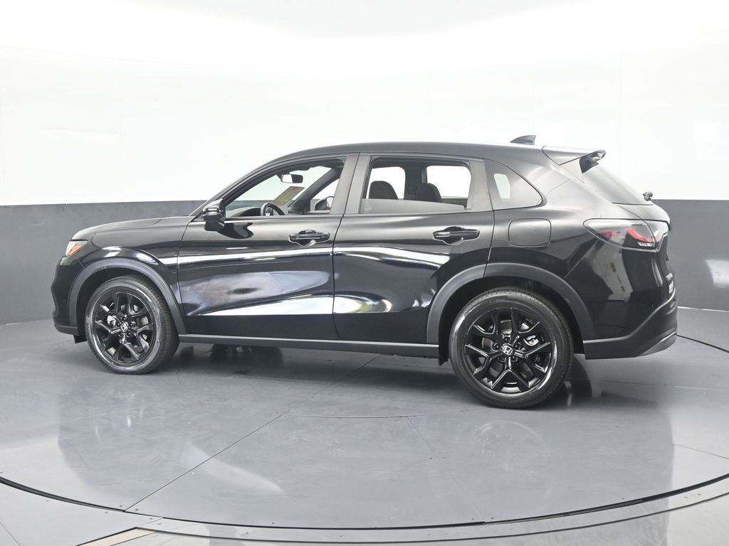 Used 2024 Honda HR-V Sport video 3