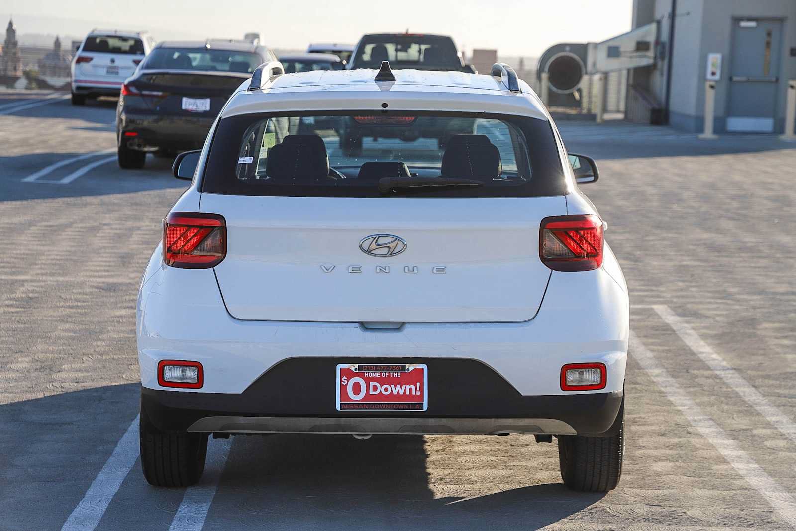 Used 2020 Hyundai Venue SEL w/ Convenience Package FWD image 7