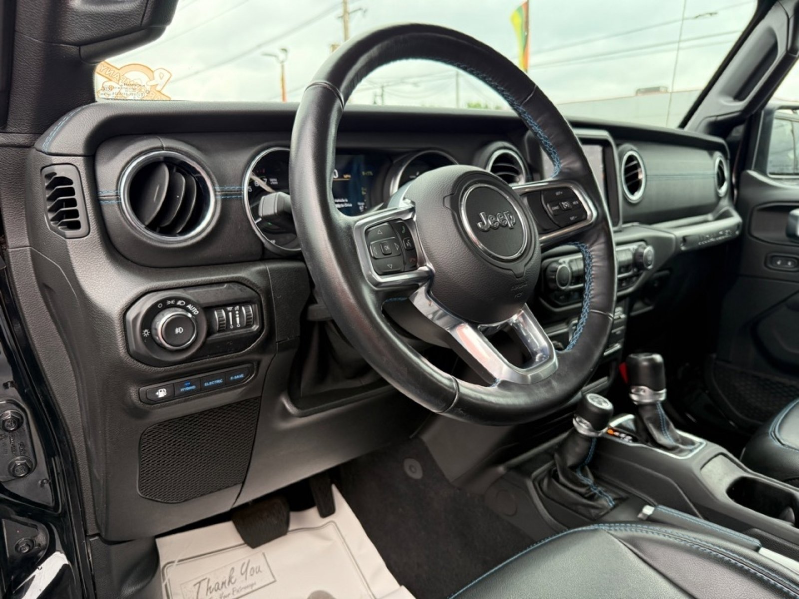 Used 2021 Jeep Wrangler Unlimited Rubicon 4xe w/ Steel Bumper Group image 31