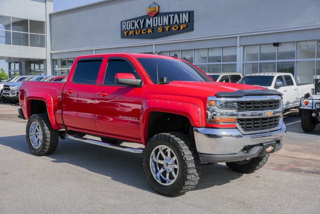 Used 2018 Chevrolet Silverado 1500 LT AWD/4WD image 3