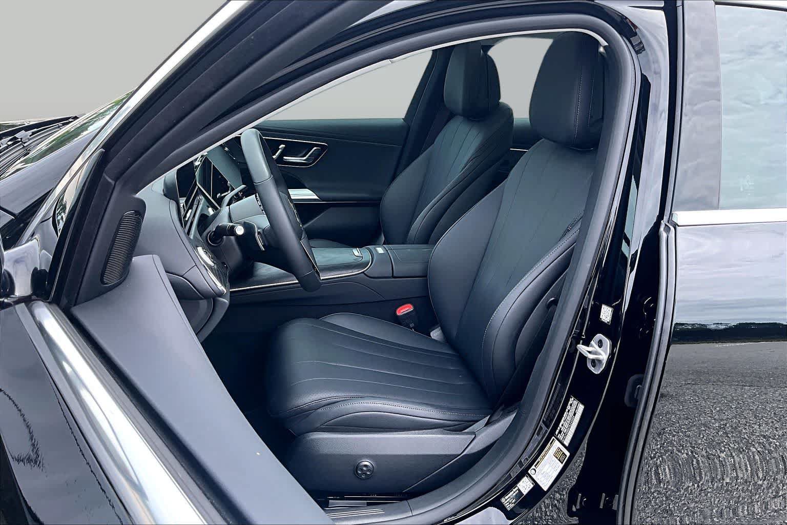 Used 2026 Mercedes-Benz E 450 4MATIC Sedan image 8