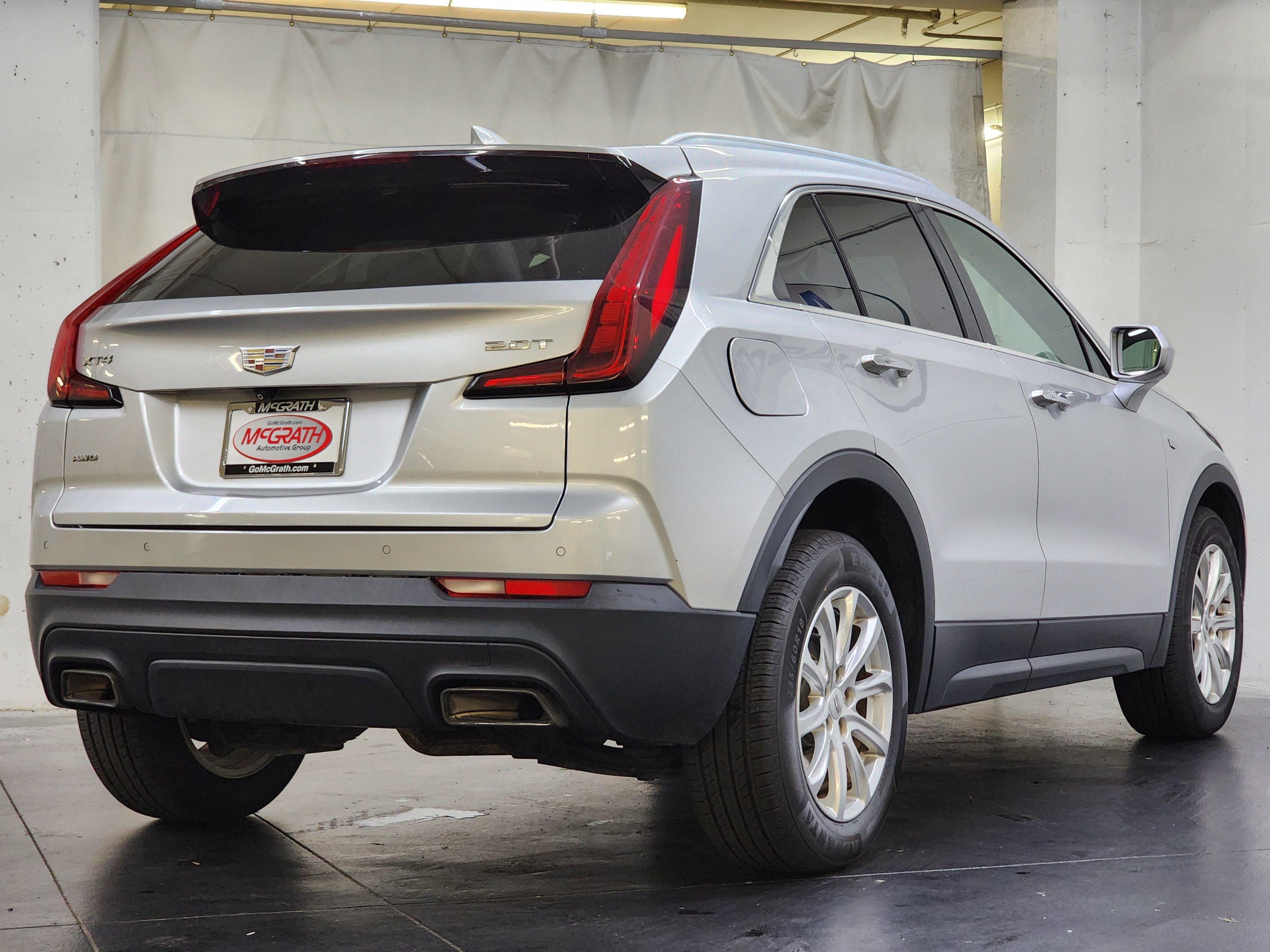 Used 2019 Cadillac XT4 Luxury AWD/4WD image 5