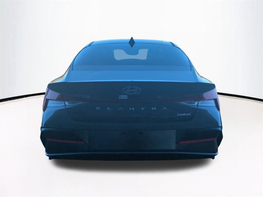 New 2026 Hyundai Elantra Limited image 6