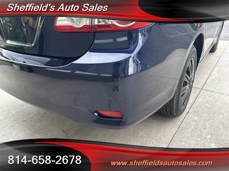 Used 2011 Toyota Corolla LE FWD image 18