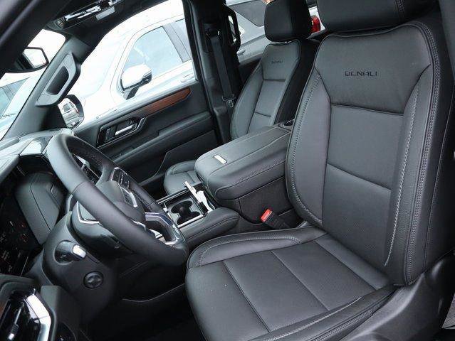 New 2026 GMC Yukon XL Denali w/ Sun & Power Step Package image 30