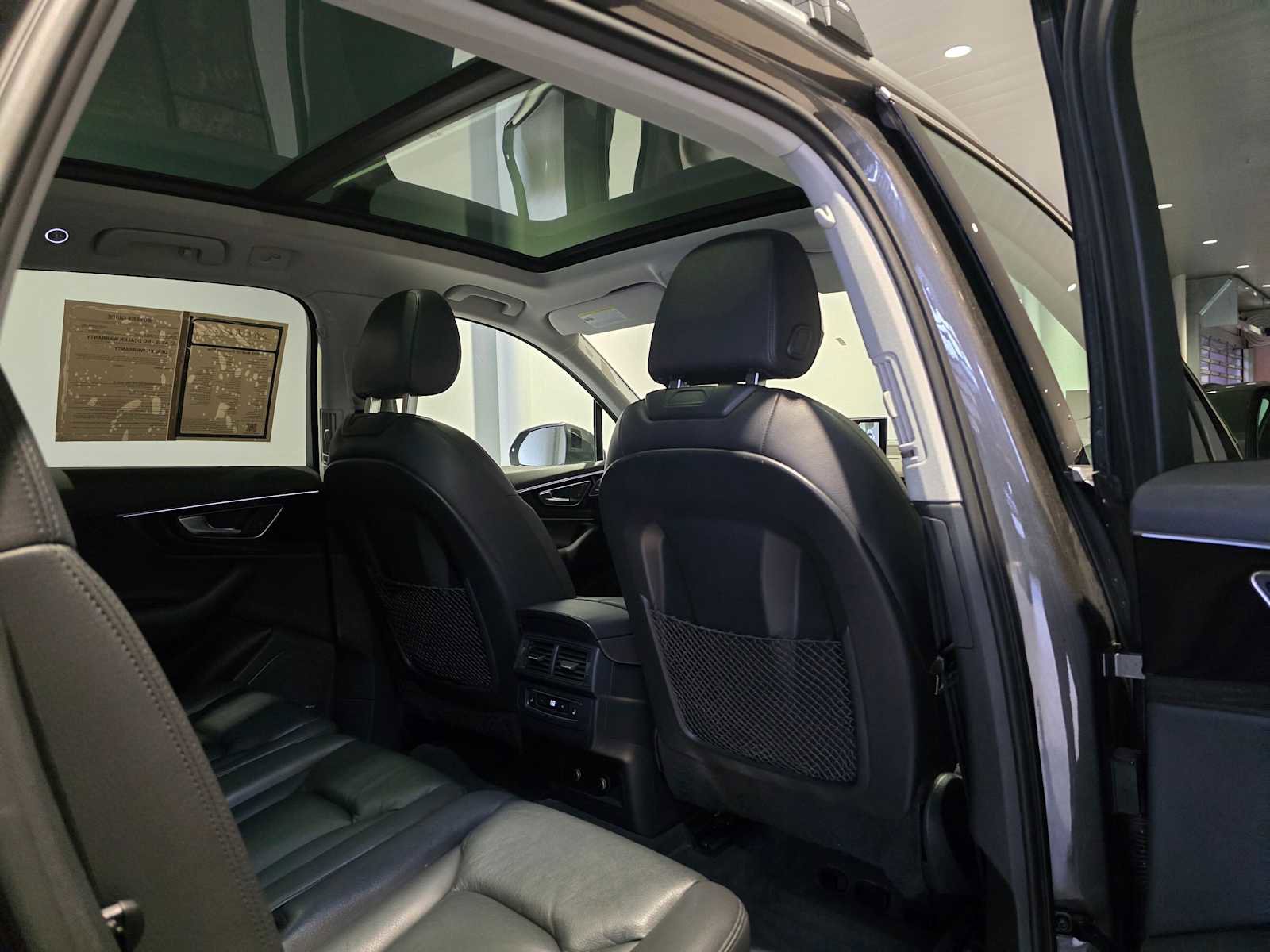 Used 2018 Audi Q7 3.0T Premium Plus image 18