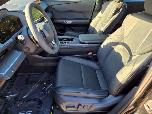 New 2026 Lexus ES 350e w/ Convenience Package FWD image 6