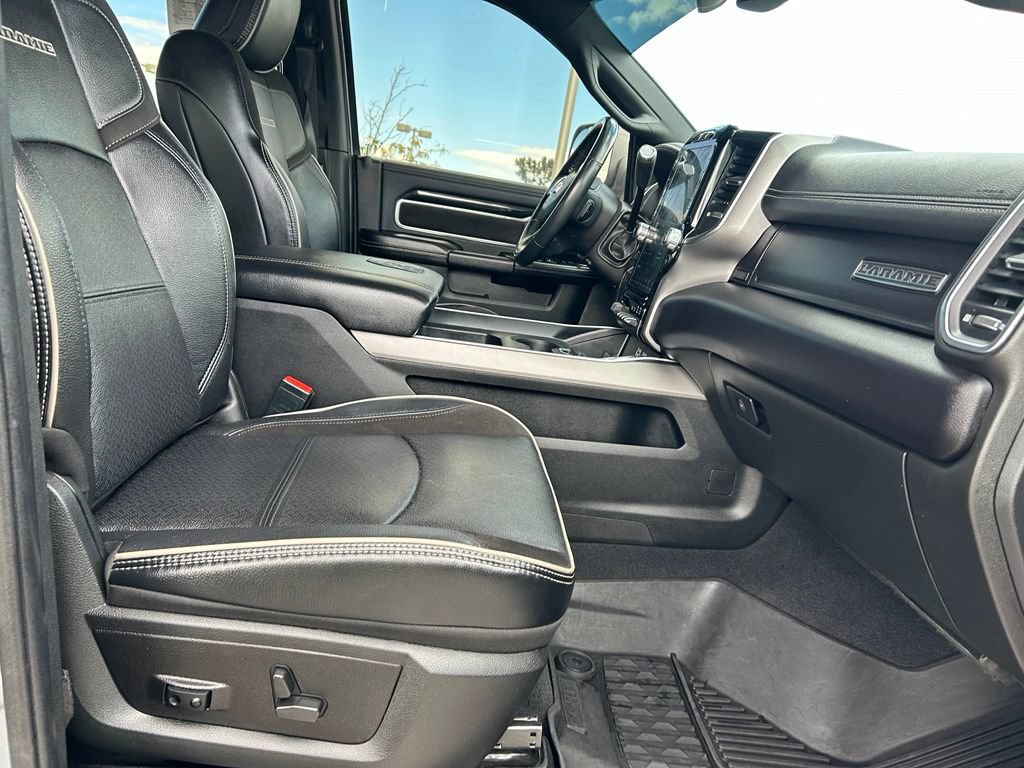 Used 2022 RAM 2500 Laramie w/ Night Edition AWD/4WD image 31