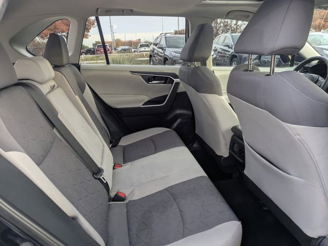 Used 2023 Toyota RAV4 XLE image 31