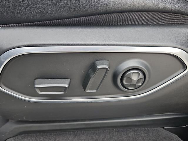 Used 2024 Jeep Wagoneer Series II w/ Flexible Seating Group image 12