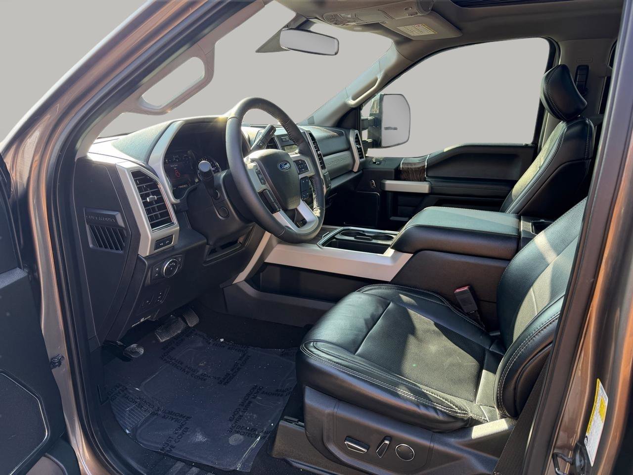 Used 2019 Ford F350 Lariat w/ Lariat Ultimate Package image 28
