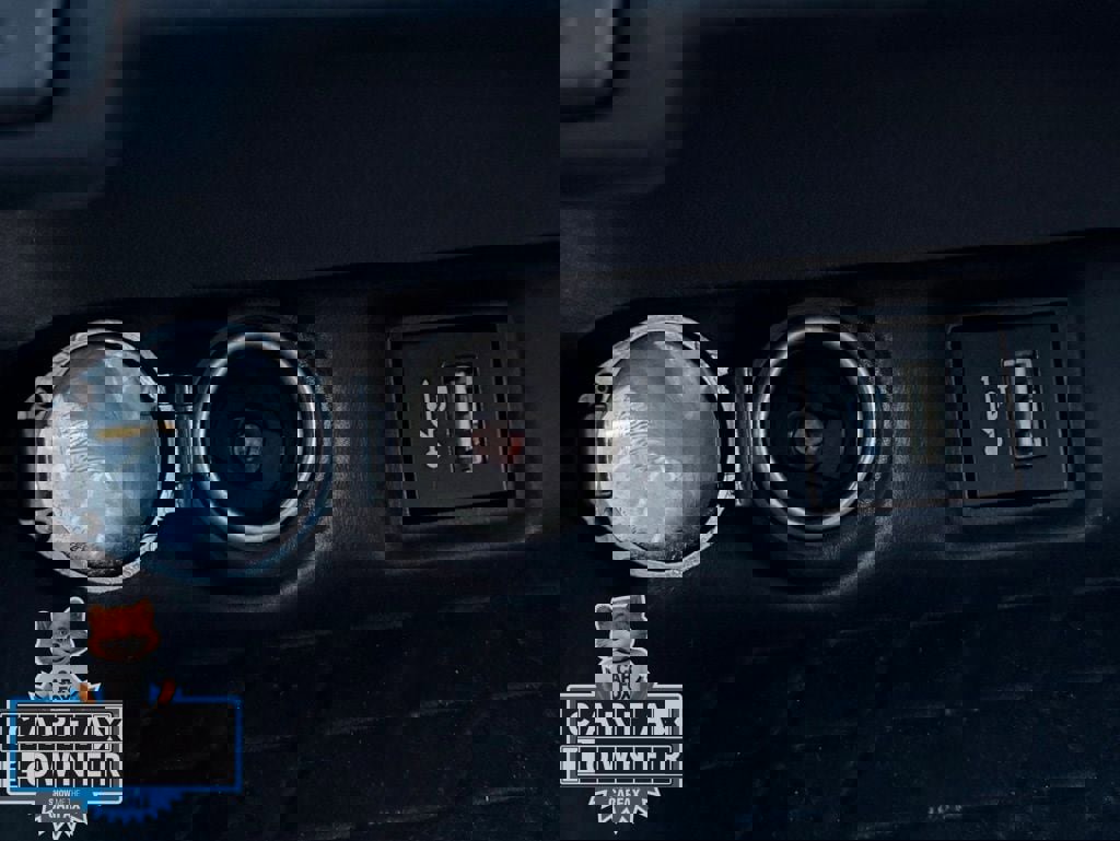 Used 2024 Toyota RAV4 XLE image 17