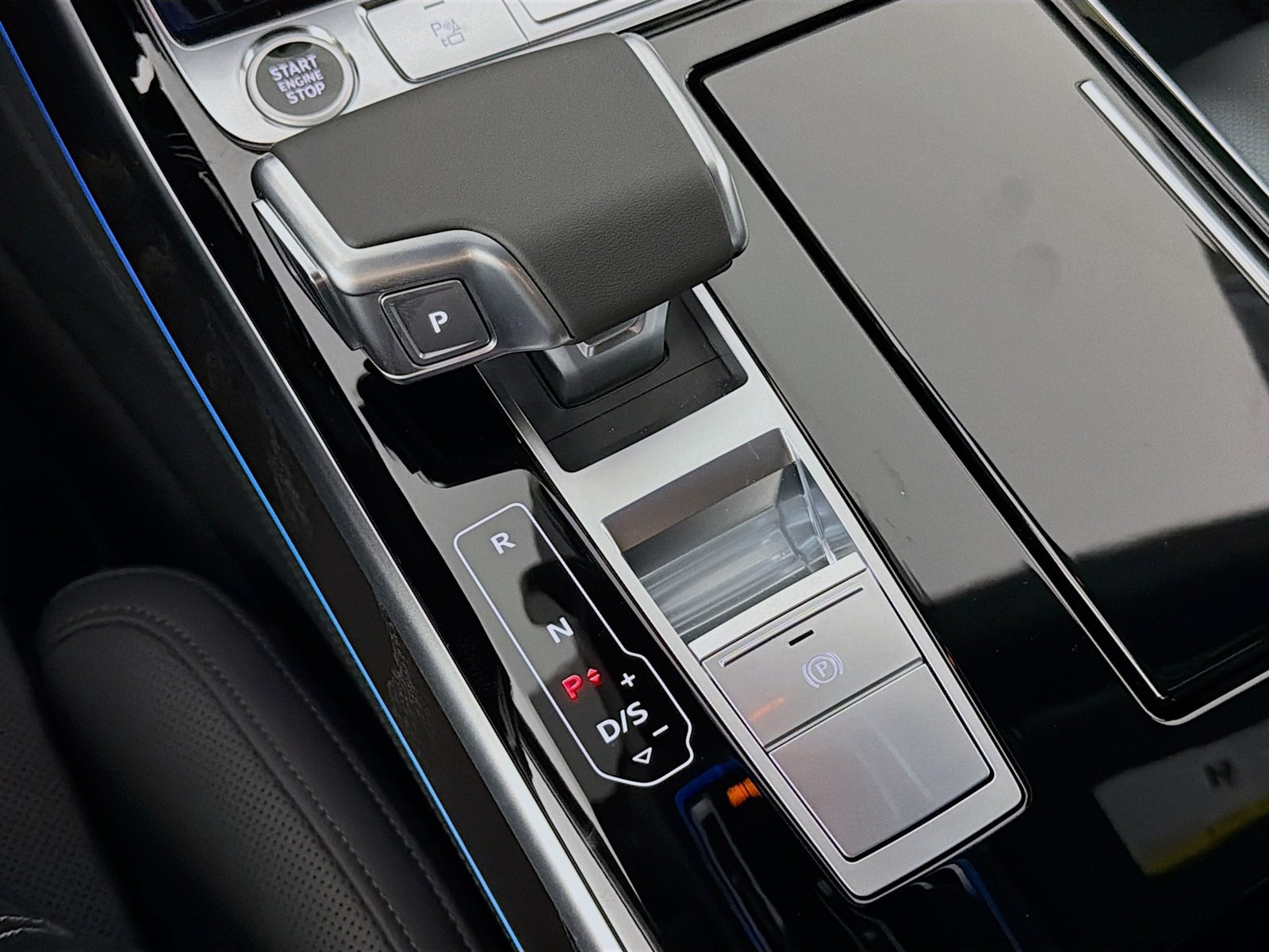 New 2026 Audi A8 L 3.0T AWD/4WD image 17