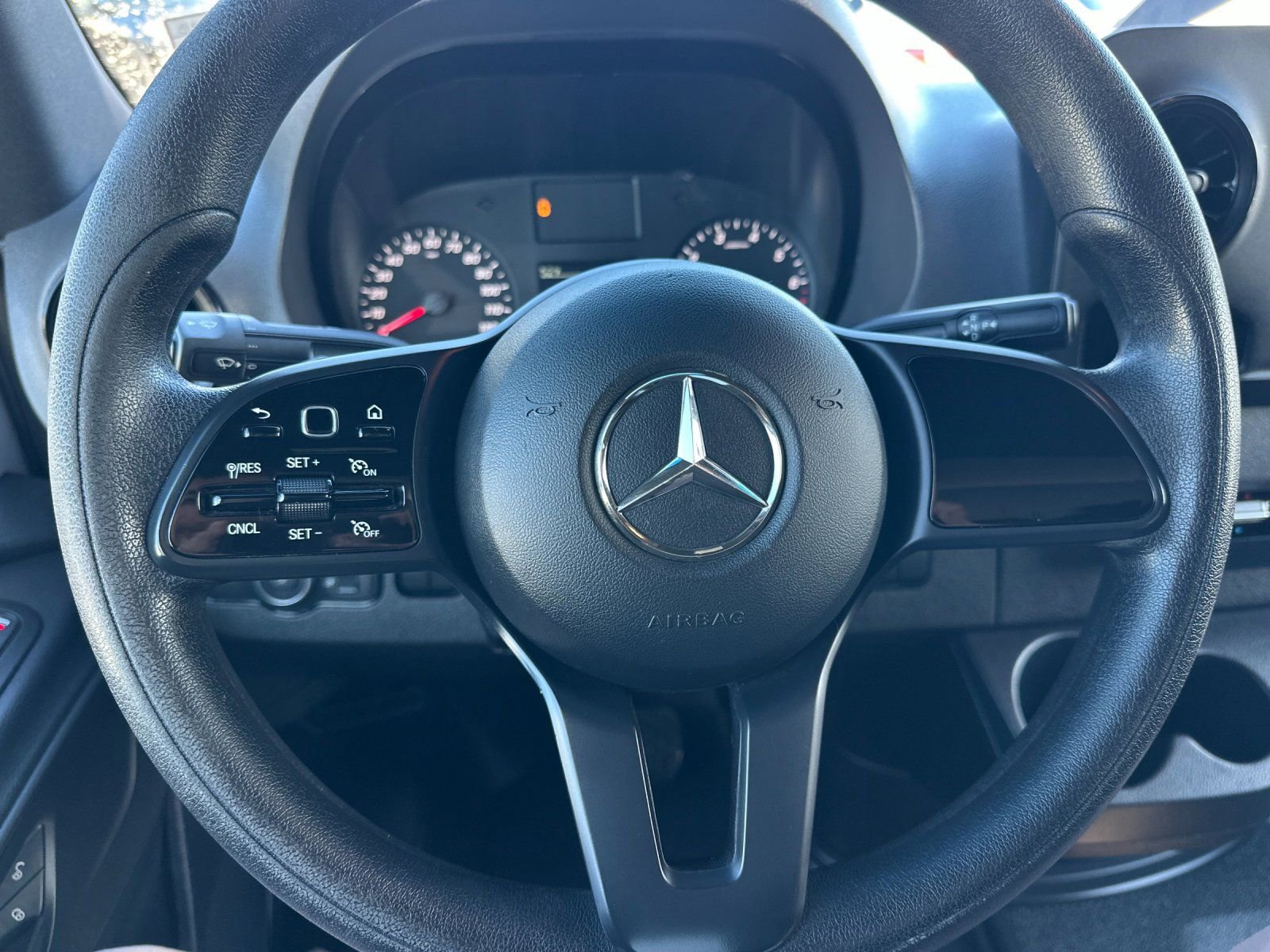 Used 2021 Mercedes-Benz Sprinter 1500 image 22